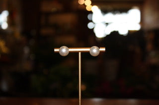 Fresh & Co. Pearl Stud Earrings