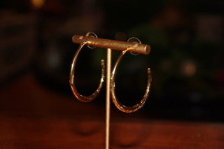 Fornash Gold Oval Hoop Earrings