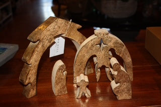 Park Hill Gilded Wooden Nativity Puzzle Set